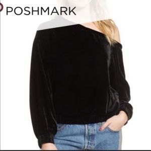 Kendall & Kylie Off the Shoulder Black Vel…